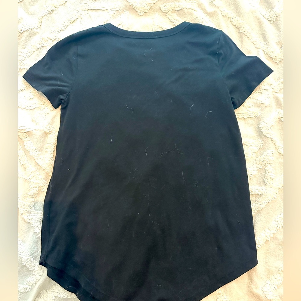 Black flowy t-shirt from SO great LOUNGE SHIRT